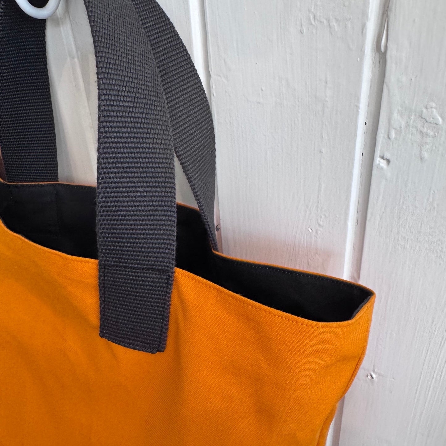 Mini oilskin bag