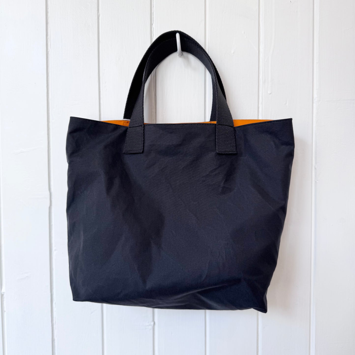 Mini oilskin bag