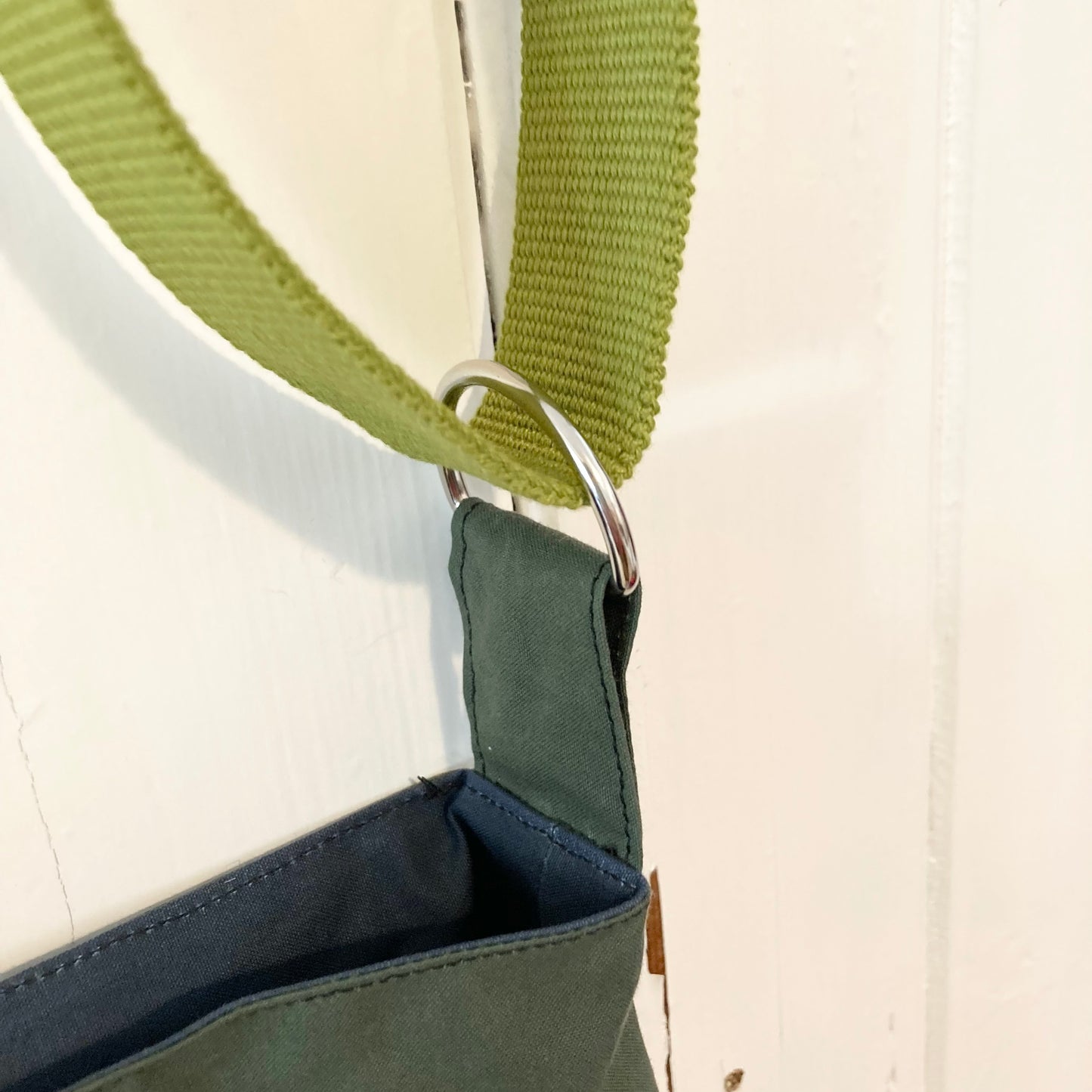 shoulder bag
