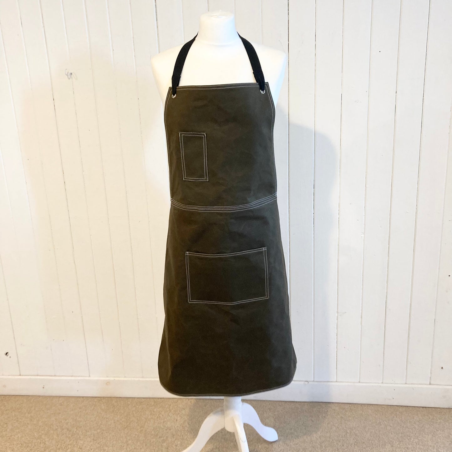 oilskin apron - brown