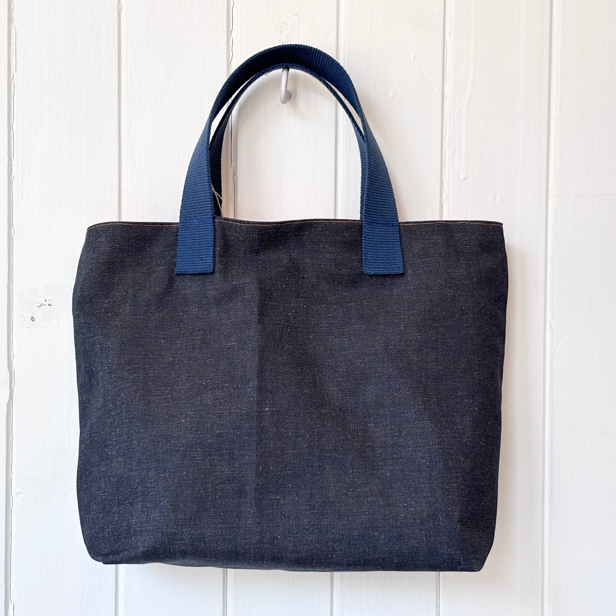 Mini oilskin bag