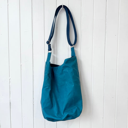 medium oilskin bucket bag